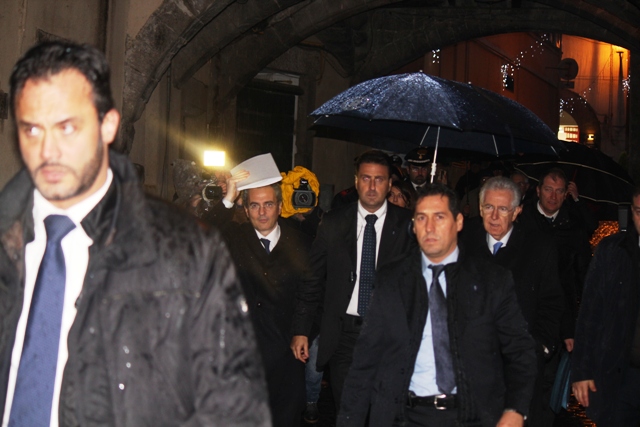 Mario Monti arriva al cinema Genio