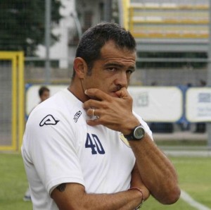 L'allenatore Massimiliano Farris