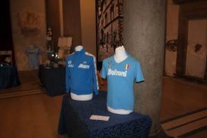 La mostra di Maradona agli Almadiani