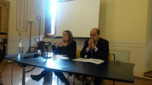 Catiuscia Marini e Nicola Zingaretti firmano l'accordo sulla sanità