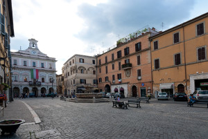 civita-castellana-piazza matteotti (1)