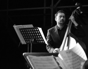 Il bassista Enrico Mianulli dirige il concerto-omaggio a Duke Ellington
