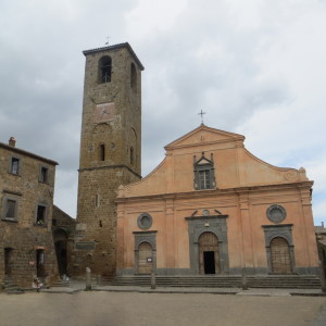 La torre campanaria del duomo di San Donato a Civita di Bagnoregio