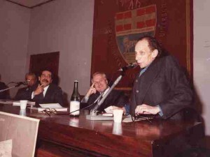 Vittorio Emiliani con Sandro Vismara, storico cronista viterbese de "Il Messaggero"