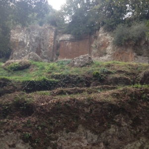 Una tomba rupestre