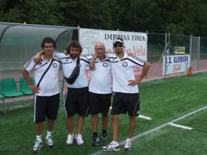 La dirigenza: mister Crisostomi, Rossano Pesci, Peppe Iaschi e Vincenzo Valiserra