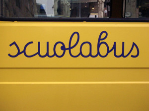 Scuolabus, uno dei servizi curati dalla Francigena