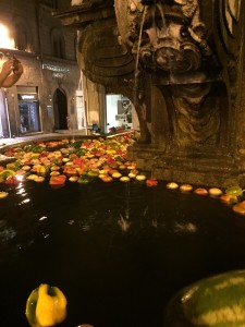 La frutta nella fontana
