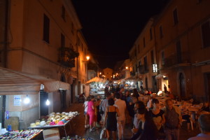 Tanta gente a San Lorenzo Nuovo per la Notte bianca