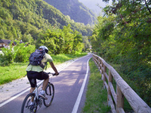 Una pista ciclabile nel nord Italia