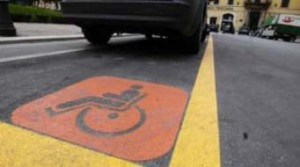 L'odissea di un viterbese per ottenere il parcheggio personalizzato per disabili