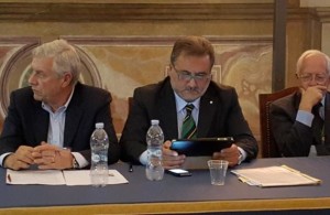 Il sindaco Michelini, il consigliere regionale Enrico Panunzi e il direttore di miniera Giuseppe Pagano