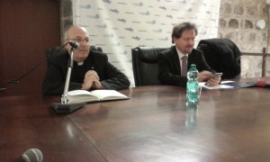 Monsignor Pietro Amenta e l'avvocato Jorge Ernesto Villa Avila