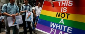 La reazione della comunità gay alla strage di Orlando