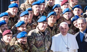 Gli uomini del 3° Reos con Papa Francesco