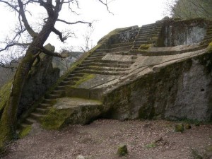 La piramide etrusca di Bomarzo