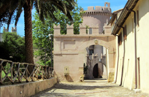 Una scatto degli interni del castello di Santa Severa